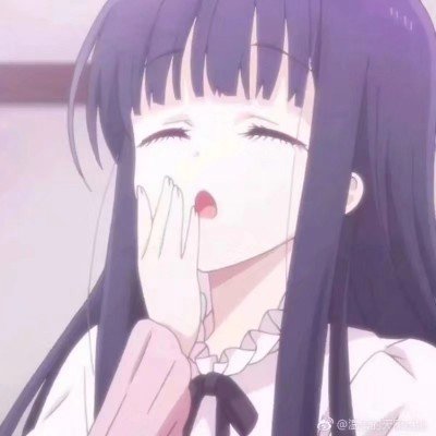 鹿晗黑色果然显瘦